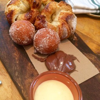 Lupo Verde - Tagliere di Dolce (chocolate croissant, vanilla croissant, sugar donut holes, Nutella and vanilla dip) - Italian Near Me - Washington, DC, District of Columbia Lupo Verde - Tagliere di Dolce (chocolate croissant, vanilla croissant, sugar donut holes, Nutella and vanilla dip) - Italian Near Me - Washington, DC, District of Columbia