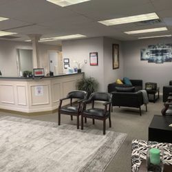 Wisdom Teeth - Patient waiting area