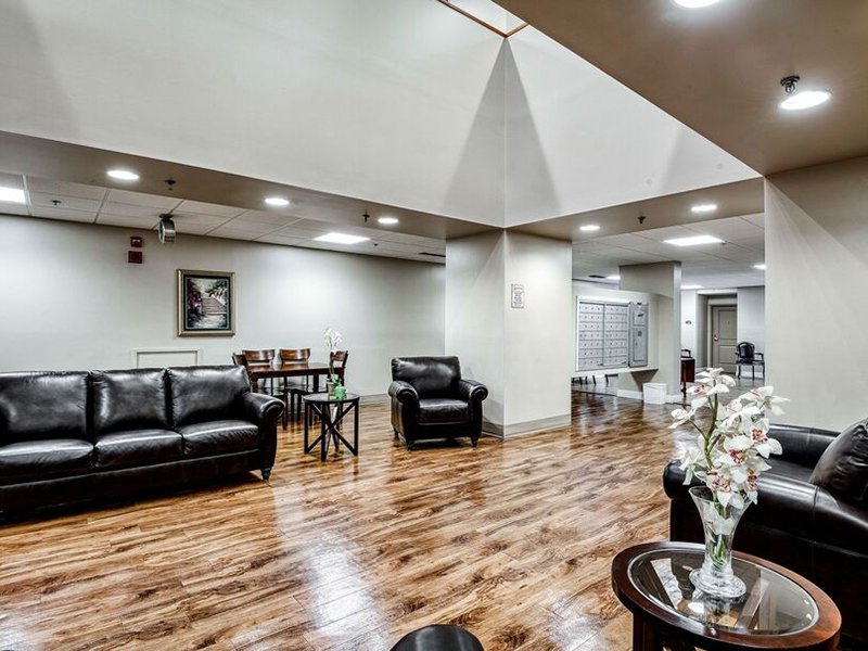 STEVENS DUVAL APARTMENTS Updated October 2024 10 Photos 601 N