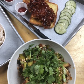 Basilisk - Hot chicken and fries - New American Near Me - Portland, Oregon