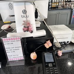 Pink Pig Cafe - Cutie pigs tucked in