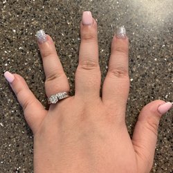 L & T Nails - Acrylic nail.