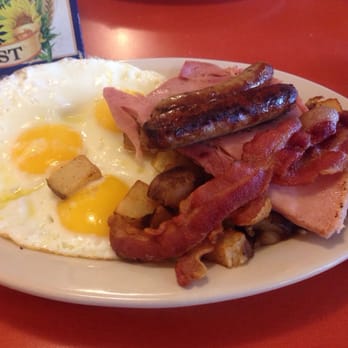 Side Street Diner - Big Breakfast - Diners Near Me - Grosse Pointe, Michigan Side Street Diner - Big Breakfast - Diners Near Me - Grosse Pointe, Michigan