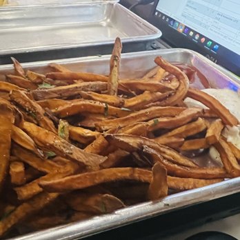 Brass Tacks - Sweet potato fries - Coffee & Tea Near Me - Houston, Texas