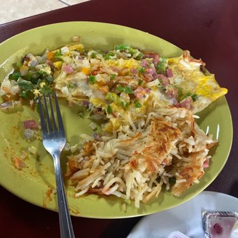 Mom's - Western Omelette - Breakfast & Brunch Near Me - Kearns, Utah Mom's - Western Omelette - Breakfast & Brunch Near Me - Kearns, Utah