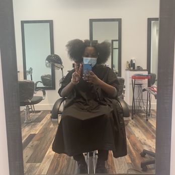 Eden DC Salon - Detangling process - Hair Salons Near Me - Washington, DC, District of Columbia Eden DC Salon - Detangling process - Hair Salons Near Me - Washington, DC, District of Columbia