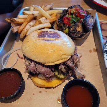 The Switch - Pulled Pork Sandwich - Barbeque Near Me - Austin, Texas