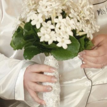 Crest Florist - Half empty BRIDE bouquet! My bridesmaid's bouquets were 10000 xs nicer. - Florists Near Me - Morris Plains NJ, New Jersey Crest Florist - Half empty BRIDE bouquet! My bridesmaid's bouquets were 10000 xs nicer. - Florists Near Me - Morris Plains NJ, New Jersey
