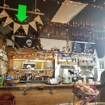 Worlds End Public House - The bar, waiting for our food and sipping on well made drinks . - Pubs Near Me - Long Beach, Washington Worlds End Public House - The bar, waiting for our food and sipping on well made drinks . - Pubs Near Me - Long Beach, Washington
