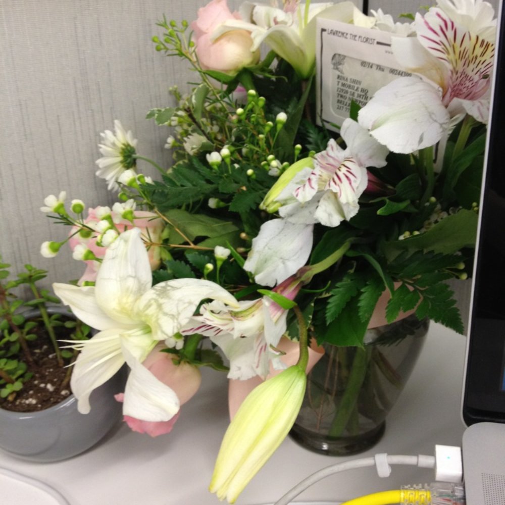 Lawrence The Florist - This was my flowers when I received them!!! All ruined!!! - Florists Near Me - Bellevue, Washington