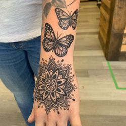 Ink Bar Tattoo Studio