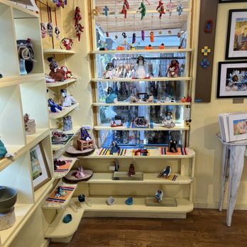 Las Comadres - Art Galleries Near Me - Taos, New Mexico