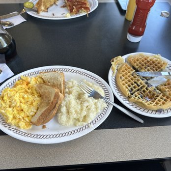 Waffle House - All star with a blueberry waffle Texas bacon egg and cheese melt - American Near Me - Virginia Beach, Virginia