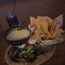 Chios and queso dip