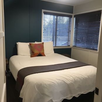 Noon Lodge at Mallard Bay - Big Bear Lake, CA