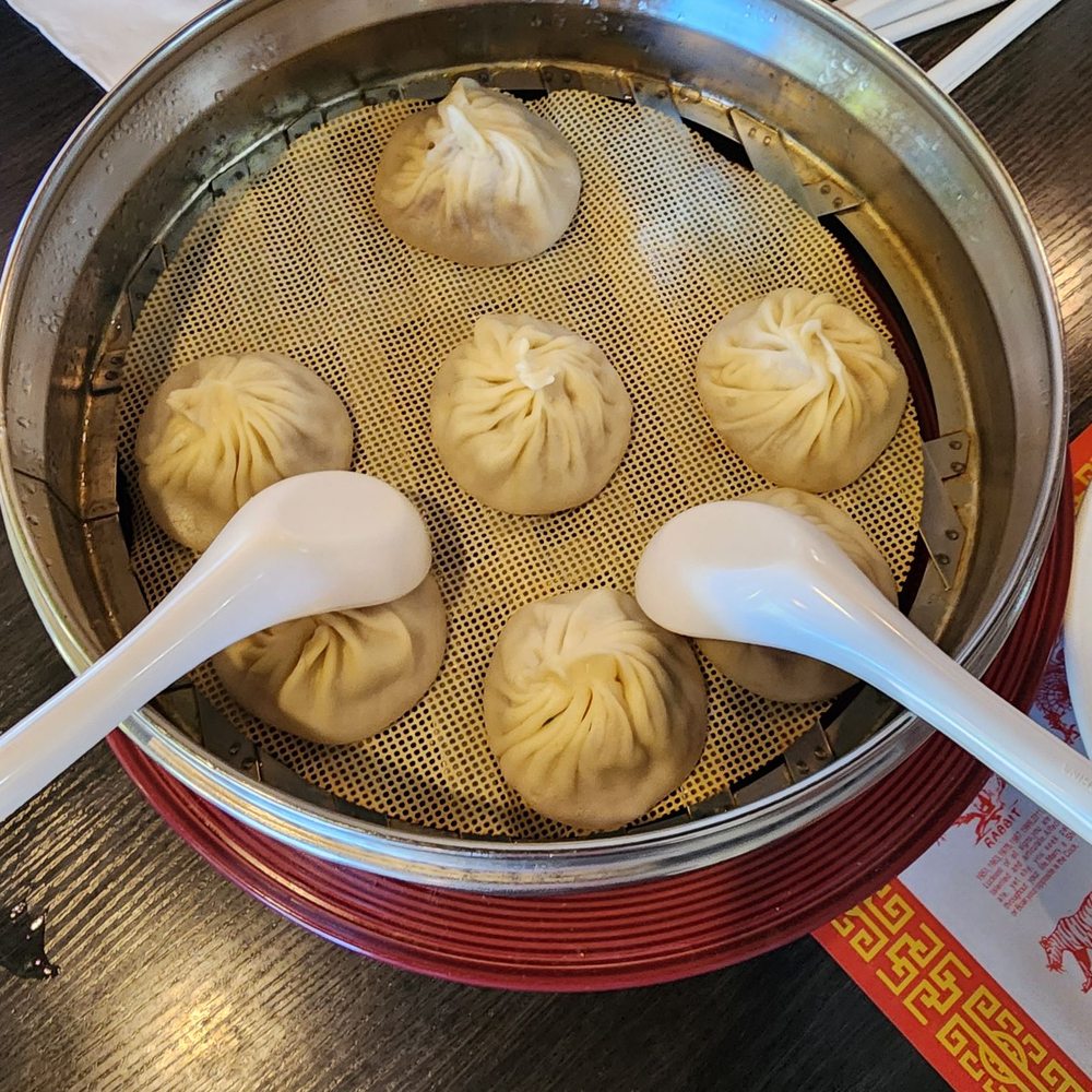 Tasty China - 1. Pork Xiao Long Bao - excellent broth inside and good flavor in the meat - Dim Sum Near Me - Ventura, California Tasty China - 1. Pork Xiao Long Bao - excellent broth inside and good flavor in the meat - Dim Sum Near Me - Ventura, California