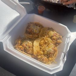 Taqueria Food Truck - Chorizo breakfast tacos