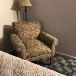 Hardys Spring River Lodge - Great visit as before. The staff is super friendly. You can't beat the accommodations for the $. Nice little continental breakfast until 10.