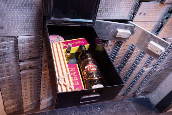 Long Weekend by null