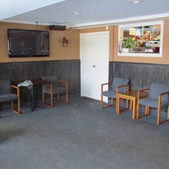 Portas Da Cidade - Large waiting area - Portuguese Near Me - Westport, Massachusetts