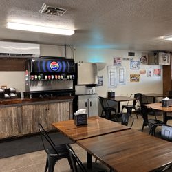 Ashton's Burger Barn