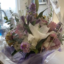 Flowers By Lunelly - Flowers