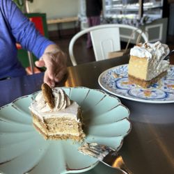 Katie Cakes Desserts - Ginger and spice Cheesecake, Vanilla Bean Cheesecake.