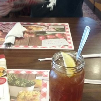 Bob Evans - Peach iced tea with lemon - Breakfast & Brunch Near Me - Jamestown, New York
