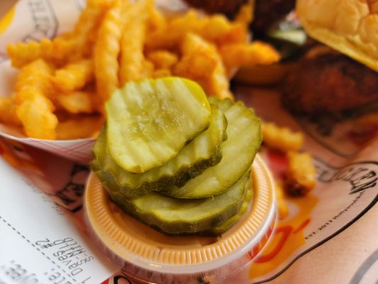 Dave’s Hot Chicken by null