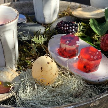 SingleThread Restaurant & Inn - White chocolate eggs and elderflower jelly - New American Near Me - Healdsburg, California