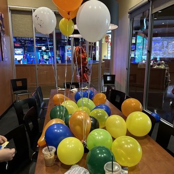 Uptown Alley - a table with balloons and condiments - Bowling Near Me - Surprise, Arizona Uptown Alley - a table with balloons and condiments - Bowling Near Me - Surprise, Arizona