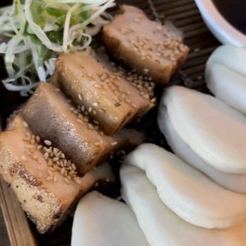 Cafe Hiro - Pecking Pork - Italian Near Me - Cypress, California