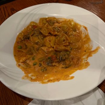 Ferraro's Pizzeria & Pub - Michael Angelo Pasta! - Italian Near Me - Middlesex, New Jersey