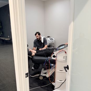 Optimum Performance Center - Orthopedists Near Me - Woodland Hills, California