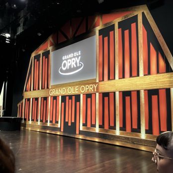 Grand Ole Opry - Music Venues Near Me - Nashville, Tennessee Grand Ole Opry - Music Venues Near Me - Nashville, Tennessee