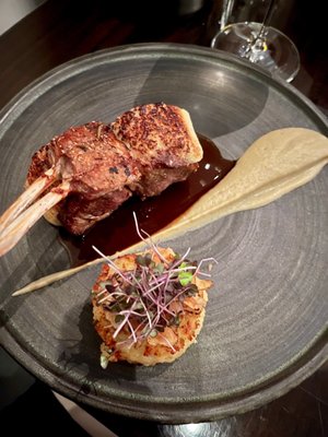 The Blue Door Kitchen and Inn by null