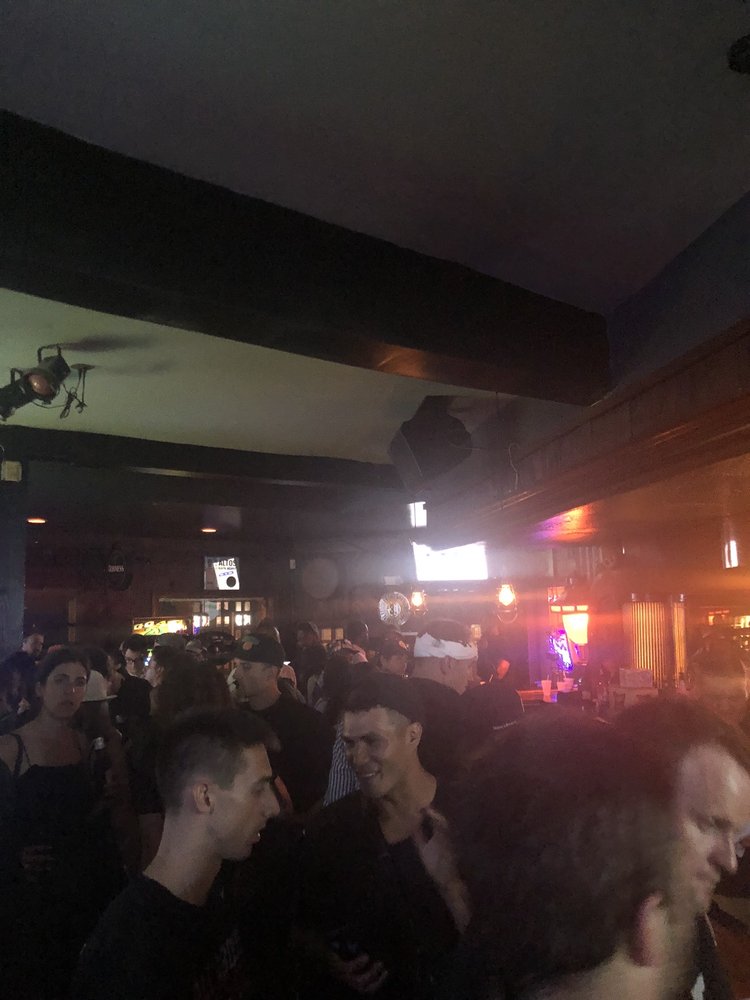 CLUB BRADY 16 Reviews 1339 E Brady St, Milwaukee, Wisconsin Dive