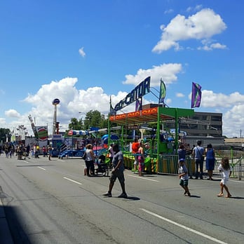Taste of Lawrence - Birchmount entrance of the festival. - Festivals Near Me - Toronto, Ontario