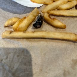 Burnt fries! Burnt fries!