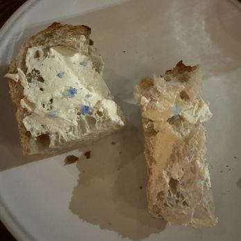 Little’s Oyster Bar - Little's Levain Bread - Seafood Near Me - Houston, Texas Little’s Oyster Bar - Little's Levain Bread - Seafood Near Me - Houston, Texas
