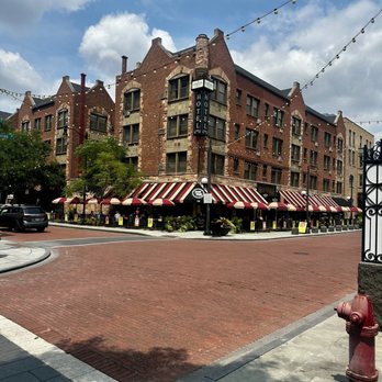 Carleton Hotel - Hotels Near Me - Oak Park, Illinois Carleton Hotel - Hotels Near Me - Oak Park, Illinois