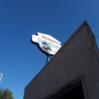 Berge's - Sign outside - Delis Near Me - La Canada Flintridge, California