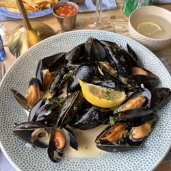 Winking Prawn - Mussels in cream sauce