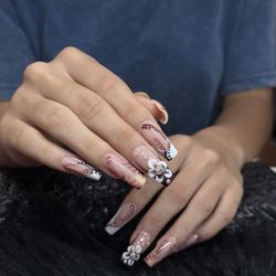Seven Heaven Nails & Spa