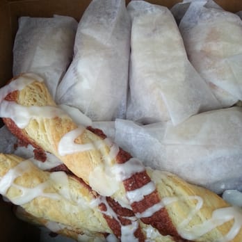 Broadway Daily Bread - Cinnamon Rolls and Cinnamon Twist - Bakeries Near Me - San Antonio, Texas Broadway Daily Bread - Cinnamon Rolls and Cinnamon Twist - Bakeries Near Me - San Antonio, Texas