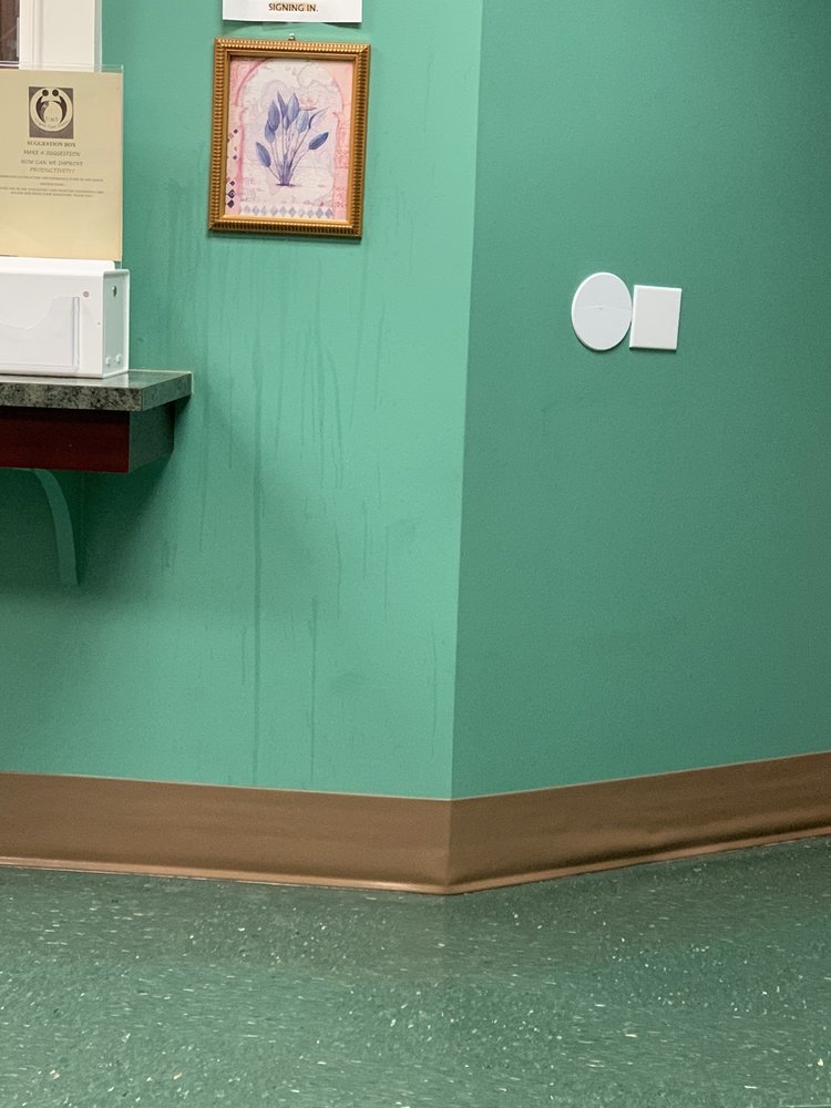 UNI URGENT CARE CENTER 20 Reviews 11236 Robinwood Dr, Hagerstown