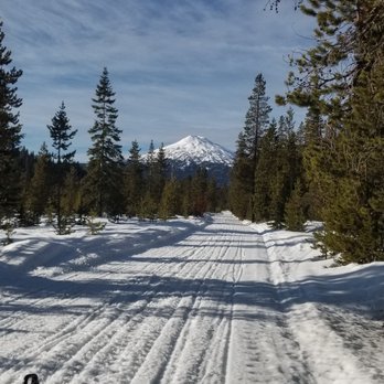 Good-2-Go Food & Fun - looking down a trail at Mt Bacehlor in the background. - Fast Food Near Me - Sunriver, Oregon