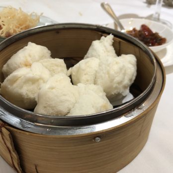 Lai Wah Heen - Steamed barbecue pork bun - Dim Sum Near Me - Toronto, Ontario Lai Wah Heen - Steamed barbecue pork bun - Dim Sum Near Me - Toronto, Ontario
