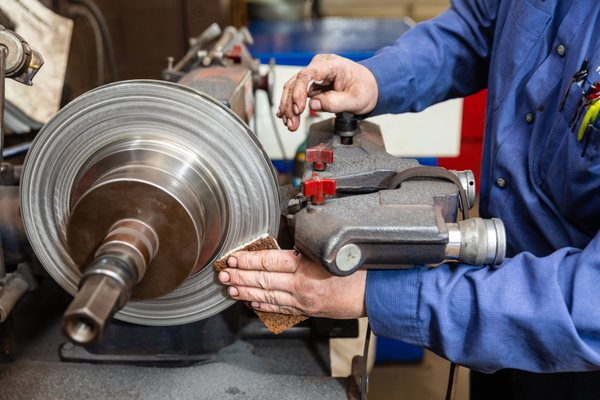 HOLT AUTO ALIGNMENT - Updated May 2026 - 14 Photos - 2139 Cedar St ...