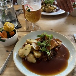 Blacksmiths Arms - Newchurch lamb pie